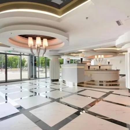 Apartment Hanza Tower 24 Pool & Jacusi